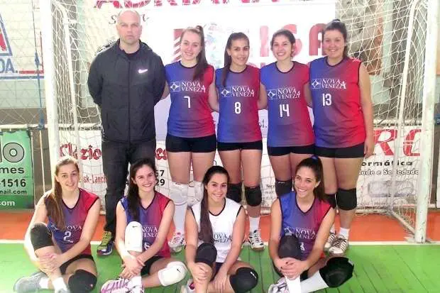 Nova Veneza mais próxima de ser campeã da Liga Voleibol de Santa Catarina