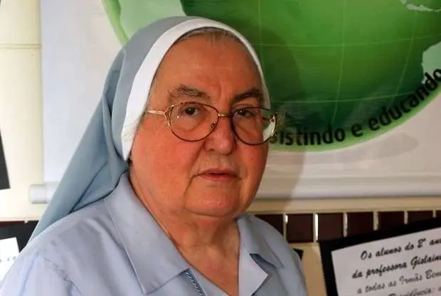 Diretora do Colégio São Bento, Irmã Analuísa Venturini, morre aos 74 anos