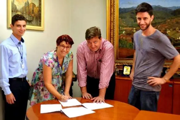 Prefeitura de Nova Veneza firma convênio com o CIEE para contratar estagiários