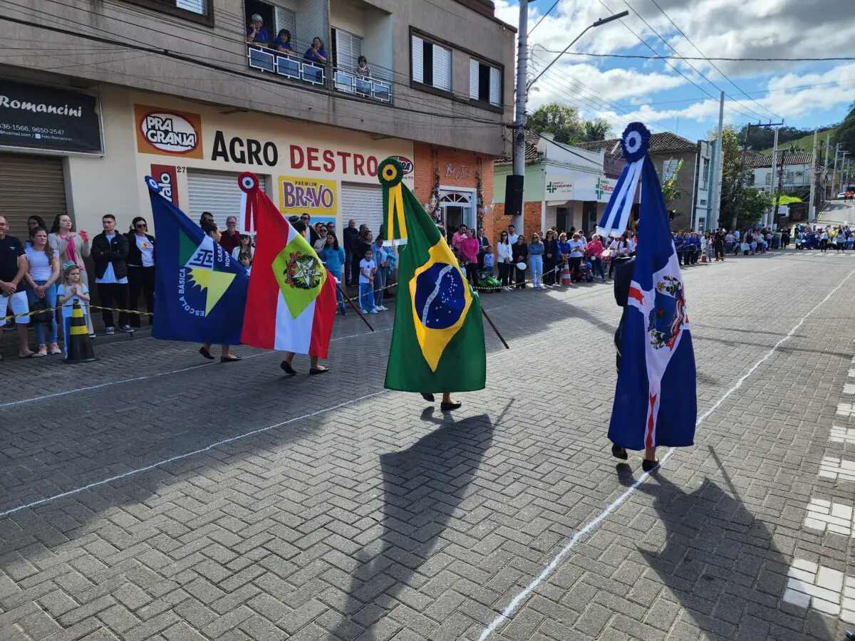 7 de Setembro: confira fotos do desfile em Nova Veneza