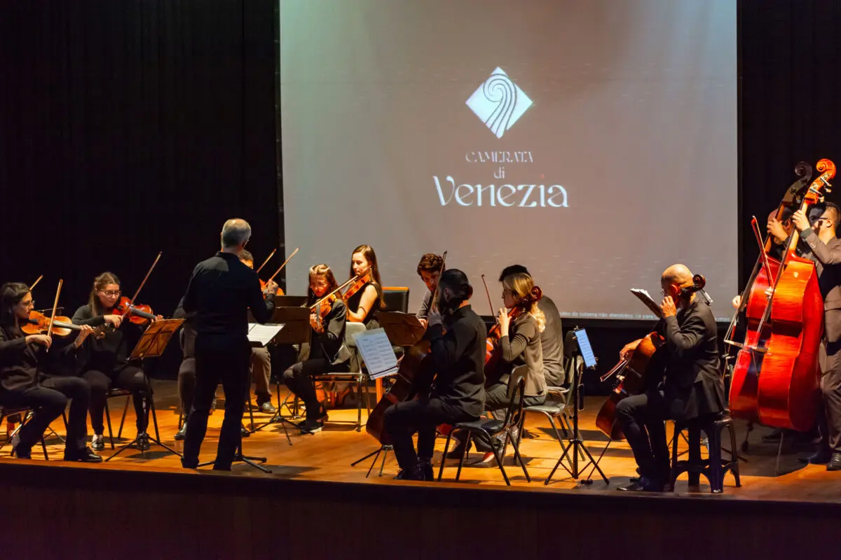 Camerata Di Venezia estreia série de concertos "Música no tempo"