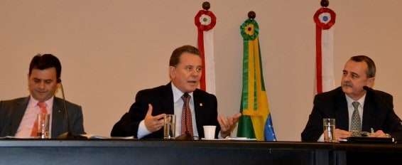 Deputados pressionam Anatel em audiência pública sobre telefonia móvel 1 Deputados pressionam Anatel em audiência pública sobre telefonia móvel