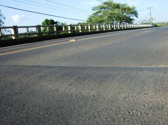 Vereador pede recuperação de ponte