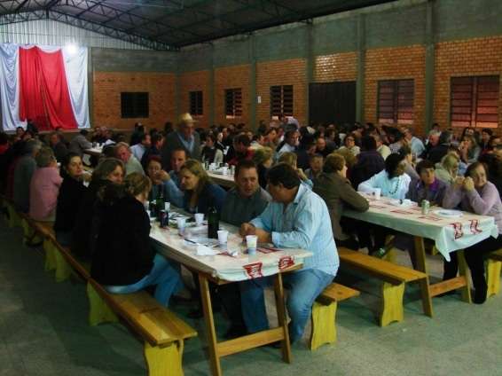 Missa e jantar dão início a programação religiosa da Paróquia São Marcos 1 Missa e jantar dão início a programação religiosa da Paróquia São Marcos