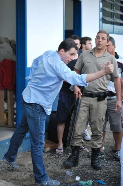 DSC_0351 Confusão e arbitragem escoltada no Caravaggio