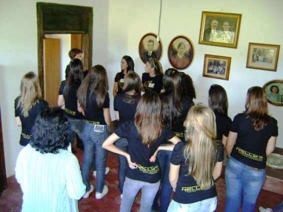 Candidatas à Rainha da Festa da Gastronomia visitam pontos turísticos de Nova Veneza