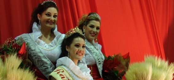 Rainha e princesas da Festa de Veneza são escolhidas