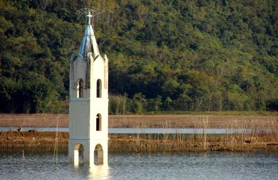 No interior de Nova Veneza água está no limite da escassez