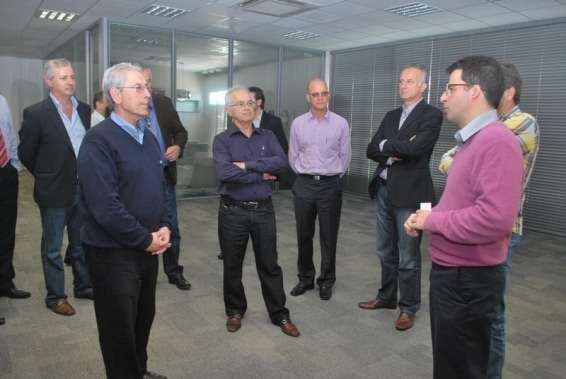 Presidente da Fiesc visita La Moda e se surpreende com estrutura