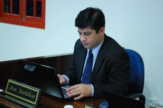 Assessor Jurídico da Câmara de Vereadores pede exoneração 1 Assessor Jurídico da Câmara de Vereadores pede exoneração