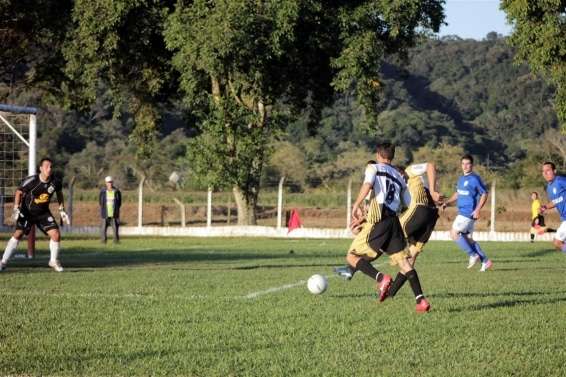 Definidos finalistas do Municipal de Futebol 2012