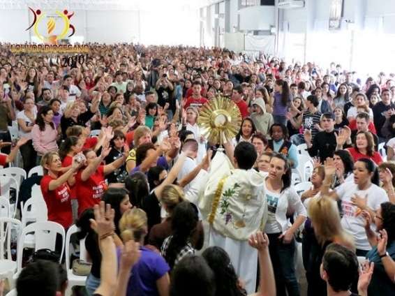 Católicos já se preparam para o Louvor Diocesano