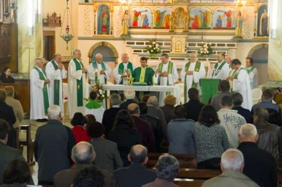 Bispos celebram em Nova Veneza