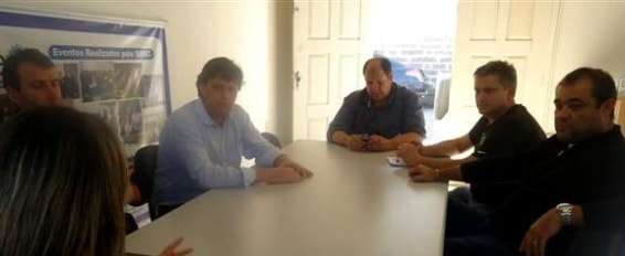 Simec promove encontro com candidatos a Prefeito de Nova Veneza 1 Simec promove encontro com candidatos a Prefeito de Nova Veneza