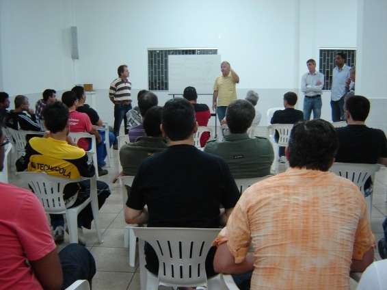 Metalúrgicos em estado de greve 1 Metalúrgicos em estado de greve