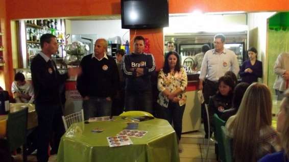 Marcos, Boaroli e Dalto participam de reunião no Bairro Bortolotto 1 Marcos, Boaroli e Dalto participam de reunião no Bairro Bortolotto
