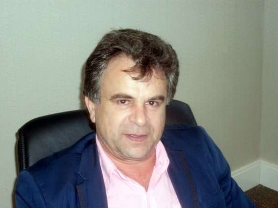 Pipo Olivo Marcelo Branco - Cerca de 100 jovens se reuniram recentemente na Associação do Bistek para discutir questões relacionadas a política