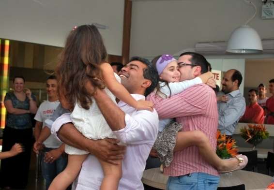 La Moda emociona funcionários com surpresa pelo Dia dos Pais 1 La Moda emociona funcionários com surpresa pelo Dia dos Pais