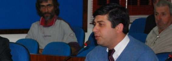 Geninho pede licença, e Dado assume 1 Geninho pede licença, e Dado assume