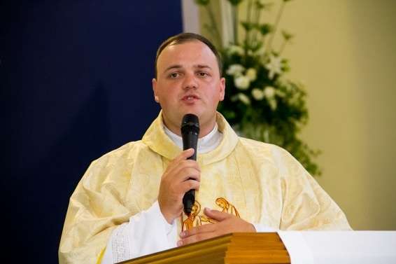 Diocese de Criciúma ordena mais um padre em São Bento Baixo 1 Diocese de Criciúma ordena mais um padre em São Bento Baixo