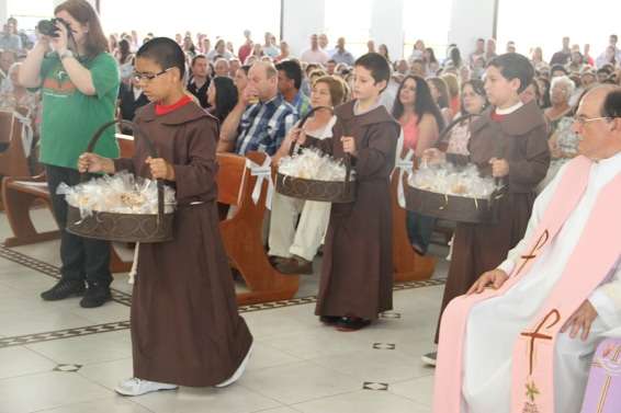 Comunidade de Quarta Linha é elevada paróquia 29 Comunidade de Quarta Linha é elevada paróquia