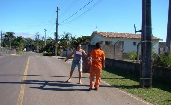 Coleta do lixo volta a normalidade em Nova Veneza