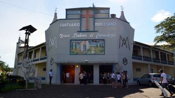 Prefeito e vice acompanham passagem da Cruz Peregrina em Nova Veneza 12 Prefeito e vice acompanham passagem da Cruz Peregrina em Nova Veneza