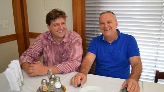 Evandro Gava presta apoio a Márcio Búrigo