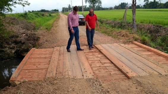 Ponte em manutenção e trânsito interrompido em Nova Veneza