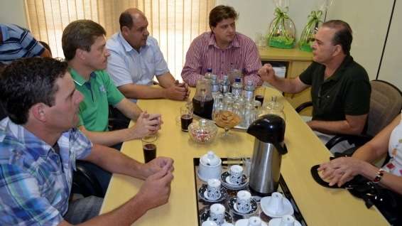 Evandro Gava e Zé Spilere recebem deputados 2 Evandro Gava e Zé Spilere recebem deputados