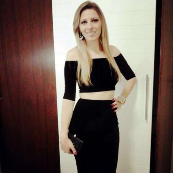 A top estilista Mônica D'Boít Mazzucco