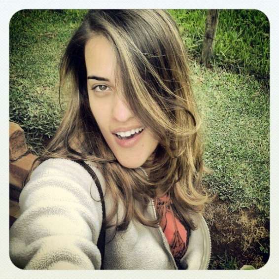 Flávia Bortolotto é a nova loira do pedaço!