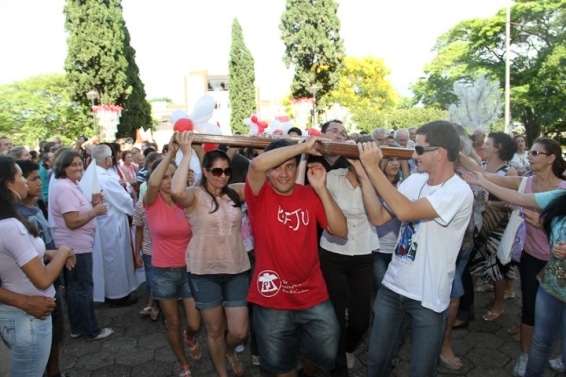 Cruz Peregrina já passou por Nova Veneza 9 Cruz Peregrina já passou por Nova Veneza
