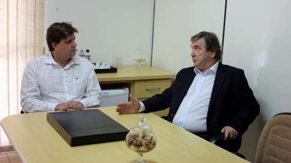 Candidato ao Senado Italiano, Walter Petruzziello, conquista apoio em Nova Veneza