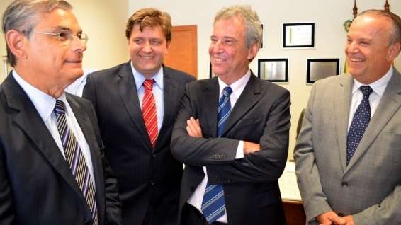 Evandro Gava prestigia posse de Joares Ponticelli