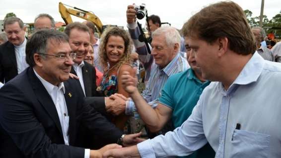 Com Colombo, Prefeito e vice tratam de obras para Nova Veneza
