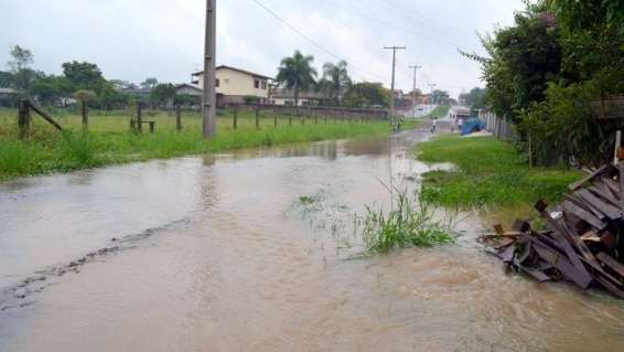Temporal deixa Distrito do Caravaggio alagado