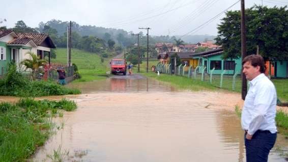 Temporal deixa Distrito do Caravaggio alagado