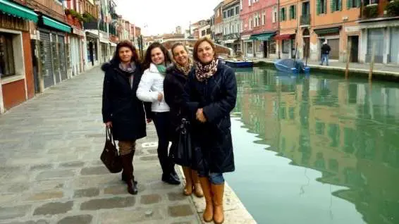 Maria Elisa Neto Ghislandi, Luiza Ghislandi, Edilene Ferreira e Carmem Nuernberg Freitas em viagem pela Itália.