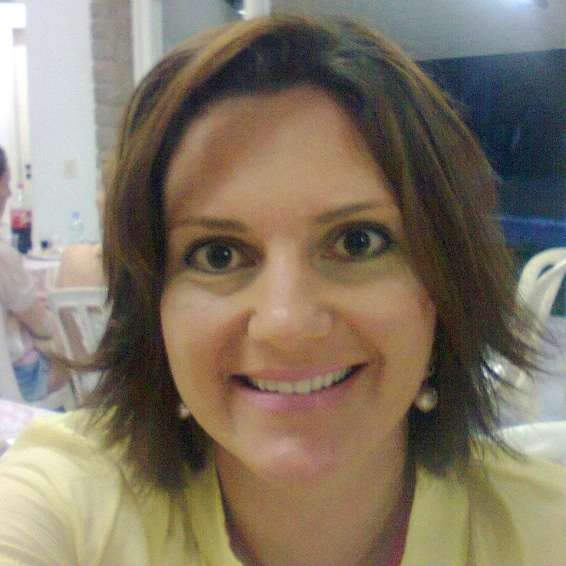 A aniversariante da semana – Alexandra Boaroli.