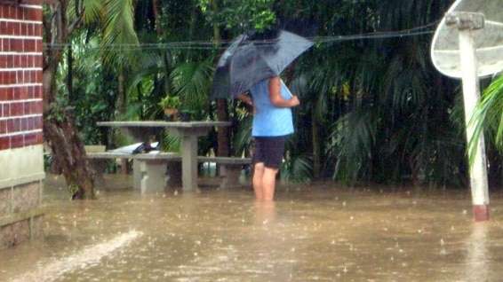 Temporal deixa Distrito do Caravaggio alagado