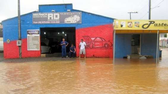 Temporal deixa Distrito do Caravaggio alagado