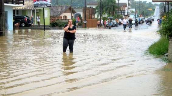 Temporal deixa Distrito do Caravaggio alagado 1 Temporal deixa Distrito do Caravaggio alagado