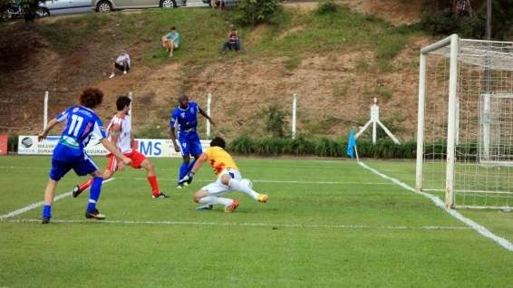 Caravaggio goleia e está nas semifinais da Copa Sul dos Campeões 1 Caravaggio goleia e está nas semifinais da Copa Sul dos Campeões