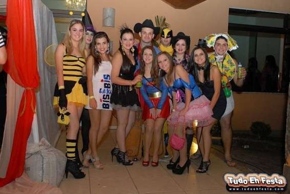 Festa à Fantasia de Nova Veneza acontece neste sábado 3 Festa à Fantasia de Nova Veneza acontece neste sábado