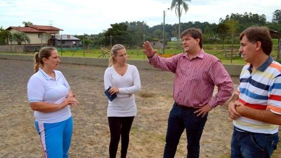 Escola Municipal Caravaggio poderá ganhar quadra coberta