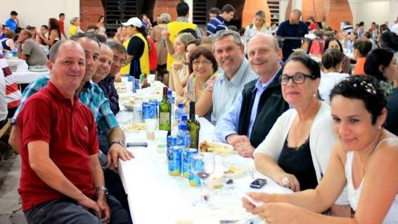 Sucesso no jantar dançante da APAE de Nova Veneza 2 Sucesso no jantar dançante da APAE de Nova Veneza