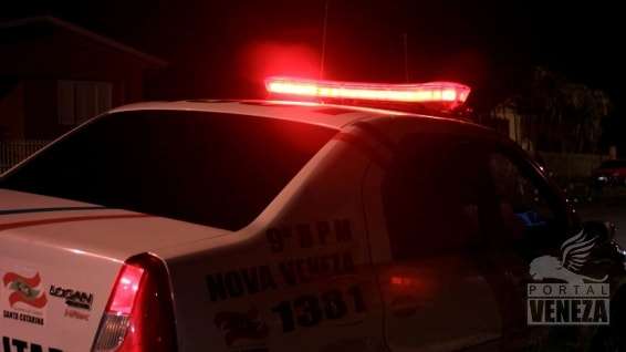 Assaltantes invadem casas e prendem vítimas no banheiro em Caravaggio 1 Assaltantes invadem casas e prendem vítimas no banheiro em Caravaggio