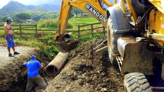 Estrada do Rio Cedro Alto recebe manutenção 2 Estrada do Rio Cedro Alto recebe manutenção