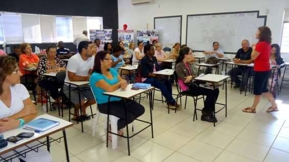 Servidores se preparam para negociar acordo coletivo 1 Servidores se preparam para negociar acordo coletivo